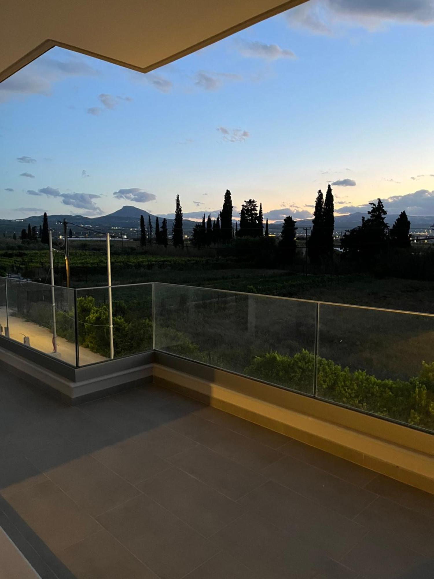 Villa Maria Eirini Лехаио Экстерьер фото
